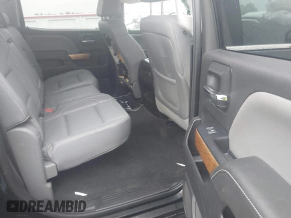 ✅ 2015 Chevrolet Silverado 2500HD LTZ • VIN: 1GC1KWE81FF178800 • Lot: 42356374. Listed on IAAI with 114,203 mi. Free auction sales archive from the USA and detailed vehicle history report at DreamBid. Image 8.