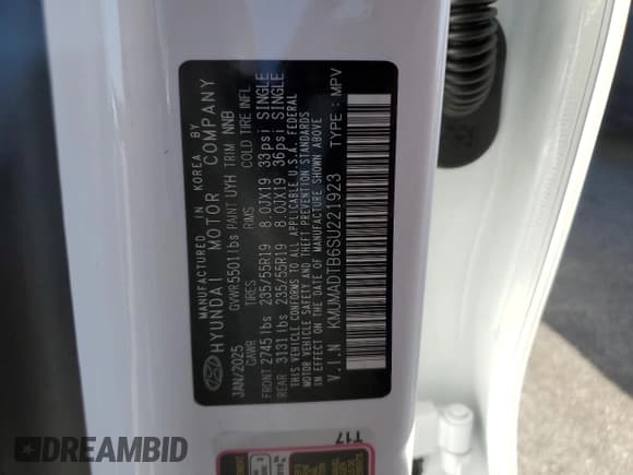 ✅ 2025 Genesis GV70 2.5T • VIN: KMUMADTB6SU221923 • Lot: 52505625. Listed on Copart with 171 mi. Free auction sales archive from the USA and detailed vehicle history report at DreamBid. Image 14.