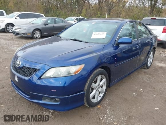 ✅ 2007 Toyota Camry LE • VIN: 4T1BE46K67U058381 • Лот: 43639605. Опубликован ранее на IAAI с пробегом 175 725 миль. Бесплатный доступ к архиву аукционных продаж из США и подробный отчёт об истории автомобиля на DreamBid. Изображение 2.