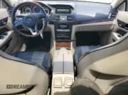 ✅ 2015 Mercedes-Benz E 400 • VIN: WDDKJ6HB1FF299900 • Лот: 67955545. Опубликован ранее на Copart с пробегом 176 661 миль. Бесплатный доступ к архиву аукционных продаж из США и подробный отчёт об истории автомобиля на DreamBid. Изображение 8.