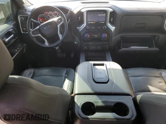 ✅ 2019 Chevrolet Silverado 1500 LT Trail Boss • VIN: 3GCPYFED7KG183711 • Lot: 82708405. Wystawiony na Copart z przebiegiem 121 743 mil. Bezpłatny archiwum sprzedaży aukcyjnych z USA i szczegółowy raport historii pojazdu na DreamBid. Zdjęcie 8.