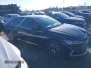 ✅ 2025 Volkswagen Jetta SE • VIN: 3VW7X7BU1SM003585 • Lot: 41598538. Wystawiony na IAAI z przebiegiem 13 460 mil. Bezpłatny archiwum sprzedaży aukcyjnych z USA i szczegółowy raport historii pojazdu na DreamBid. Zdjęcie 13.