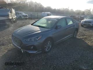 ✅ 2019 Hyundai Sonata SE • VIN: 5NPE24AF1KH771504 • Лот: 68580222. Опубликован ранее на Copart с пробегом 81 080 миль. Бесплатный доступ к архиву аукционных продаж из США и подробный отчёт об истории автомобиля на DreamBid. Изображение 1.