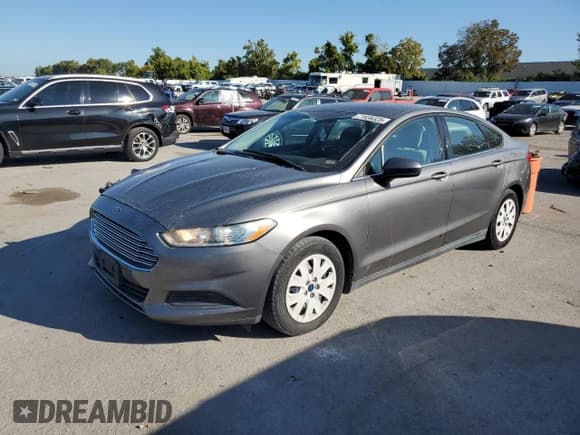 ✅ 2013 Ford Fusion S • VIN: 3FA6P0G72DR380558 • Лот: 71839325. Опубликован ранее на Copart с пробегом 108 860 миль. Бесплатный доступ к архиву аукционных продаж из США и подробный отчёт об истории автомобиля на DreamBid. Изображение 1.