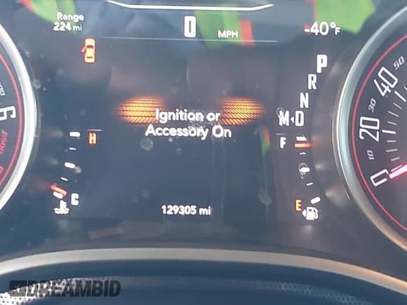 ✅ 2015 Dodge Challenger SXT Plus • VIN: 2C3CDZBGXFH700231 • Lot: 43407846. Wystawiony na IAAI z przebiegiem 129 305 mil. Bezpłatny archiwum sprzedaży aukcyjnych z USA i szczegółowy raport historii pojazdu na DreamBid. Zdjęcie 15.