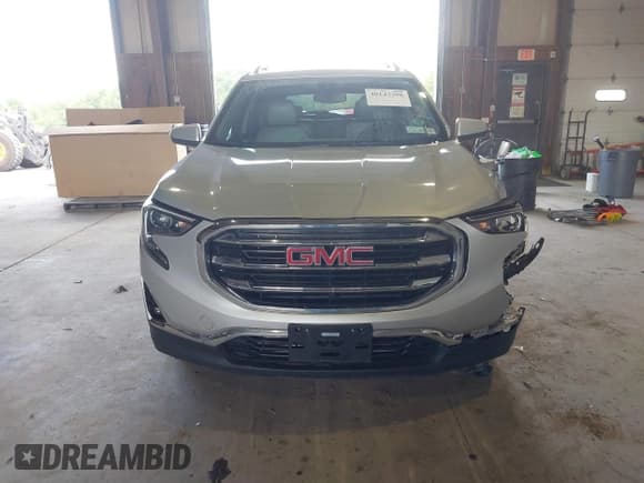 ✅ 2020 GMC Terrain SLT • VIN: 3GKALVEV7LL245807 • Lot: 40143390. Listed on IAAI with 83,453 mi. Free auction sales archive from the USA and detailed vehicle history report at DreamBid. Image 13.