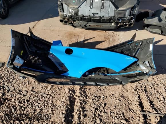 ✅ 2023 Chevrolet Corvette 2LT • VIN: 1G1YB2D47P5109597 • Lot: 91311295. Wystawiony na Copart z przebiegiem 9 665 mil. Bezpłatny archiwum sprzedaży aukcyjnych z USA i szczegółowy raport historii pojazdu na DreamBid. Zdjęcie 13.