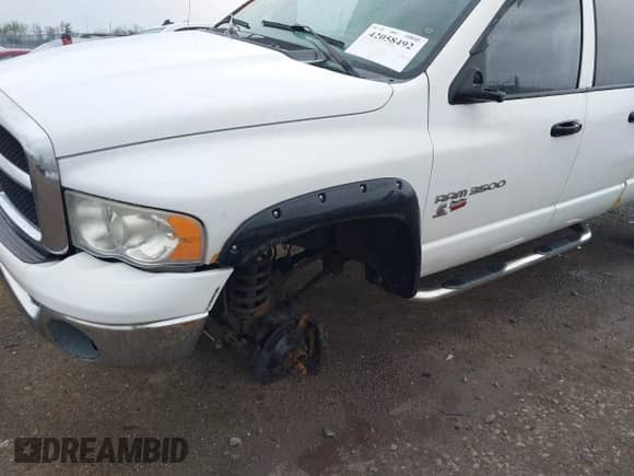 2004 Dodge 3500 ST with VIN 3D7LU38C64G117736, listed as a IAAI auction lot 42058492 with 229,102 mi miles and . Bid and sale history available at DreamBid. Image 6.