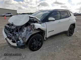 2020 Jeep Compass Altitude с VIN 3C4NJDBB8LT156982, выставлен на аукционе Copart как лот 65908145 с пробегом Не указан миль и Списание • Salvage title. История ставок и продаж доступна на DreamBid. Изображение 1.