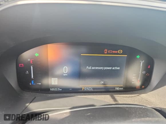 ✅ 2024 Ford Escape ST-Line • VIN: 1FMCU0MN0RUA97564 • Lot: 62825565. Wystawiony na Copart z przebiegiem 10 322 mil. Bezpłatny archiwum sprzedaży aukcyjnych z USA i szczegółowy raport historii pojazdu na DreamBid. Zdjęcie 9.