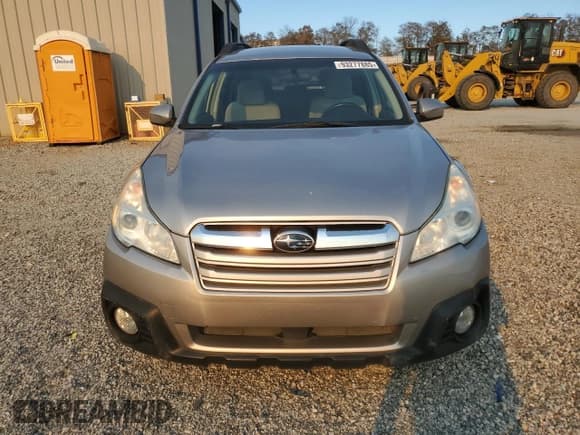 ✅ 2014 Subaru Outback Premium • VIN: 4S4BRBCC8E3218933 • Lot: 93277885. Listed on Copart with 144,633 mi. Free auction sales archive from the USA and detailed vehicle history report at DreamBid. Image 5.