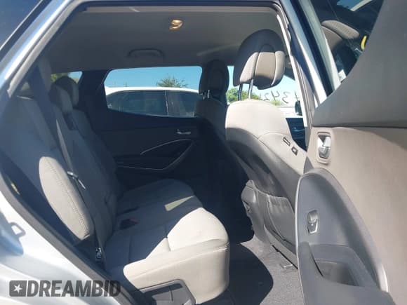 ✅ 2016 Hyundai Santa Fe • VIN: 5XYZUDLB7GG311624 • Лот: 43426476. Опубликован ранее на IAAI с пробегом 56 653 миль. Бесплатный доступ к архиву аукционных продаж из США и подробный отчёт об истории автомобиля на DreamBid. Изображение 8.