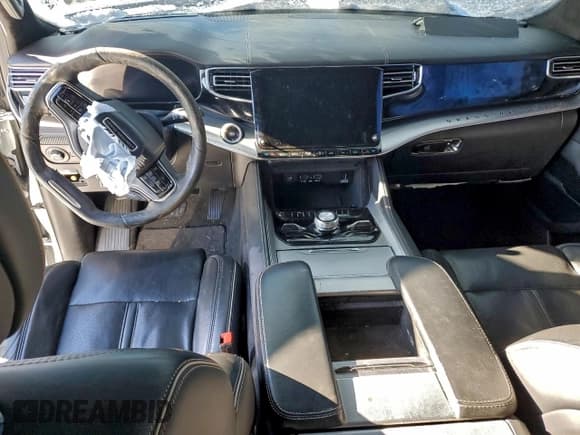 ✅ 2023 Jeep Grand Wagoneer Series II • VIN: 1C4SJVFP2PS541461 • Лот: 95330995. Опубликован ранее на Copart с пробегом 40 854 миль. Бесплатный доступ к архиву аукционных продаж из США и подробный отчёт об истории автомобиля на DreamBid. Изображение 8.