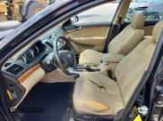 ✅ 2010 Hyundai Sonata SE • VIN: 5NPEU4AC2AH609394 • Лот: 63821185. Опубликован ранее на Copart с пробегом 164 867 миль. Бесплатный доступ к архиву аукционных продаж из США и подробный отчёт об истории автомобиля на DreamBid. Изображение 7.