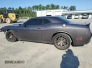 ✅ 2015 Dodge Challenger SRT 392 • VIN: 2C3CDZDJ4FH809650 • Lot: 71700425. Wystawiony na Copart z przebiegiem 111 922 mil. Bezpłatny archiwum sprzedaży aukcyjnych z USA i szczegółowy raport historii pojazdu na DreamBid. Zdjęcie 2.