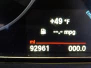 ✅ 2015 BMW 3 Series 328i xDrive • VIN: WBA3B5G59FNS15570 • Lot: 43375696. Wystawiony na IAAI z przebiegiem 92 961 mil. Bezpłatny archiwum sprzedaży aukcyjnych z USA i szczegółowy raport historii pojazdu na DreamBid. Zdjęcie 15.