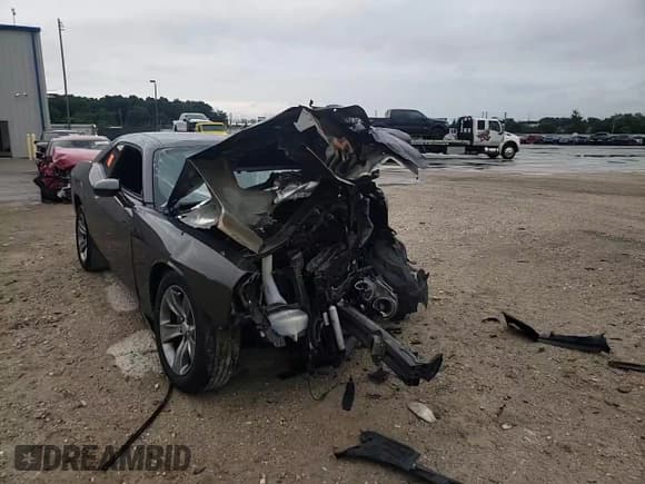 ✅ 2016 Dodge Challenger SXT • VIN: 2C3CDZAG9GH130869 • Lot: 62336414. Wystawiony na Copart z przebiegiem Nie podano. Bezpłatny archiwum sprzedaży aukcyjnych z USA i szczegółowy raport historii pojazdu na DreamBid. Zdjęcie 10.