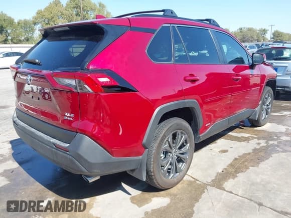 ✅ 2025 Toyota RAV4 Hybrid XLE Premium • VIN: 4T3B6RFVXSU176051 • Lot: 43315059. Listed on IAAI with 12,461 mi. Free auction sales archive from the USA and detailed vehicle history report at DreamBid. Image 4.