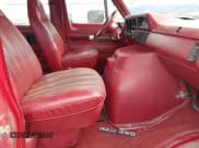 ✅ 1991 Dodge Passenger • VIN: 2B5WB35Y7MK438211 • Lot: 41767528. Wystawiony na IAAI z przebiegiem 130 074 mil. Bezpłatny archiwum sprzedaży aukcyjnych z USA i szczegółowy raport historii pojazdu na DreamBid. Zdjęcie 5.