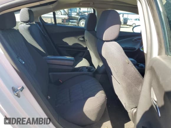 ✅ 2015 Chevrolet Volt • VIN: 1G1RC6E47FU141624 • Lot: 79142334. Wystawiony na Copart z przebiegiem 31 809 mil. Bezpłatny archiwum sprzedaży aukcyjnych z USA i szczegółowy raport historii pojazdu na DreamBid. Zdjęcie 10.