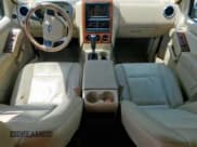 ✅ 2006 Ford Explorer Eddie Bauer • VIN: 1FMEU64E26UB48229 • Лот: 67374935. Опубликован ранее на Copart с пробегом 134 096 миль. Бесплатный доступ к архиву аукционных продаж из США и подробный отчёт об истории автомобиля на DreamBid. Изображение 8.