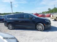 ✅ 2025 Chrysler Pacifica Select • VIN: 2C4RC1BG5SR505989 • Lot: 42608866. Wystawiony na IAAI z przebiegiem 13 115 mil. Bezpłatny archiwum sprzedaży aukcyjnych z USA i szczegółowy raport historii pojazdu na DreamBid. Zdjęcie 13.