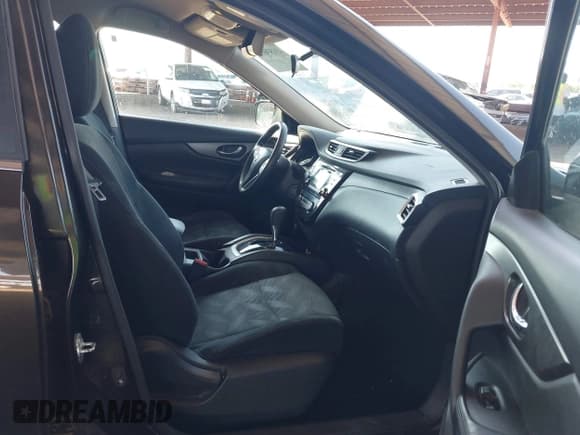 ✅ 2015 Nissan Rogue S • VIN: 5N1AT2MT6FC897596 • Лот: 43153076. Опубликован ранее на IAAI с пробегом 169 409 миль. Бесплатный доступ к архиву аукционных продаж из США и подробный отчёт об истории автомобиля на DreamBid. Изображение 5.