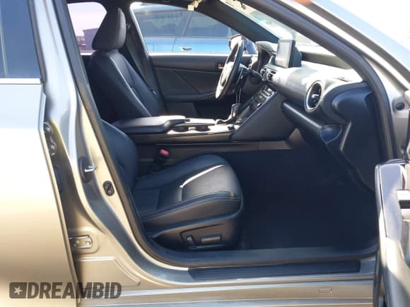 ✅ 2021 Lexus IS 300 • VIN: JTHCA1D24M5115848 • Lot: 42179771. Listed on IAAI with 47,670 mi. Free auction sales archive from the USA and detailed vehicle history report at DreamBid. Image 5.