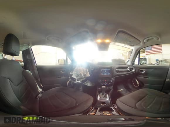 ✅ 2019 Jeep Renegade Latitude • VIN: ZACNJBBB0KPK72636 • Lot: 80169745. Wystawiony na Copart z przebiegiem 97 689 mil. Bezpłatny archiwum sprzedaży aukcyjnych z USA i szczegółowy raport historii pojazdu na DreamBid. Zdjęcie 14.