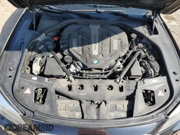 ✅ 2014 BMW 7 Series 750i xDrive • VIN: WBAYB6C54ED224456 • Lot: 71027795. Listed on Copart with 104,442 mi. Free auction sales archive from the USA and detailed vehicle history report at DreamBid. Image 11.