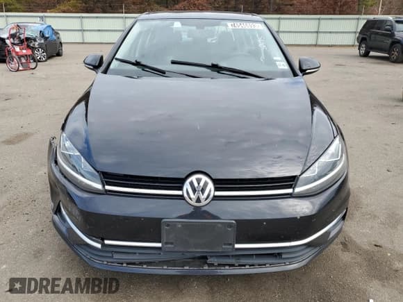 ✅ 2021 Volkswagen Golf TSI • VIN: 3VWG57AU4MM006250 • Lot: 74546893. Wystawiony na Copart z przebiegiem 53 814 mil. Bezpłatny archiwum sprzedaży aukcyjnych z USA i szczegółowy raport historii pojazdu na DreamBid. Zdjęcie 5.