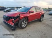 ✅ 2023 Hyundai Tucson SEL • VIN: 5NMJB3AE9PH219513 • Lot: 76952134. Wystawiony na Copart z przebiegiem 12 649 mil. Bezpłatny archiwum sprzedaży aukcyjnych z USA i szczegółowy raport historii pojazdu na DreamBid. Zdjęcie 1.