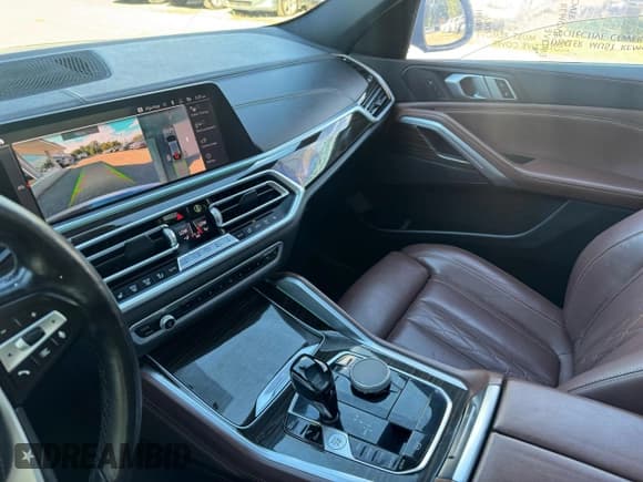 ✅ 2020 BMW X6 sDrive40i • VIN: 5UXCY4C09L9D42959 • Lot: 85148515. Wystawiony na Copart z przebiegiem 108 751 mil. Bezpłatny archiwum sprzedaży aukcyjnych z USA i szczegółowy raport historii pojazdu na DreamBid. Zdjęcie 13.