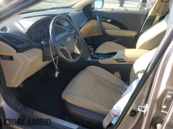 2012 Hyundai Azera с VIN KMHFH4JG3CA166027, выставлен на аукционе Copart как лот 83534904 с пробегом 87 279 миль миль и Списание • Salvage title. История ставок и продаж доступна на DreamBid. Изображение 7.