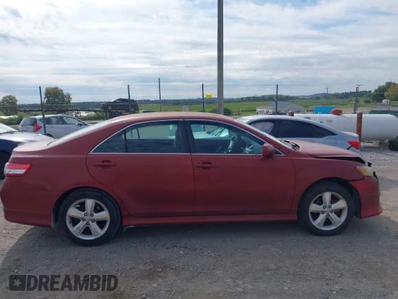 ✅ 2010 Toyota Camry • VIN: 4T1BF3EK6AU527940 • Lot: 43201993. Listed on IAAI with 176,901 mi. Free auction sales archive from the USA and detailed vehicle history report at DreamBid. Image 13.