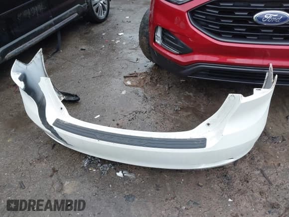 ✅ 2013 Toyota Venza LE • VIN: 4T3BK3BB2DU082754 • Lot: 41498251. Listed on IAAI with 161,317 mi. Free auction sales archive from the USA and detailed vehicle history report at DreamBid. Image 12.