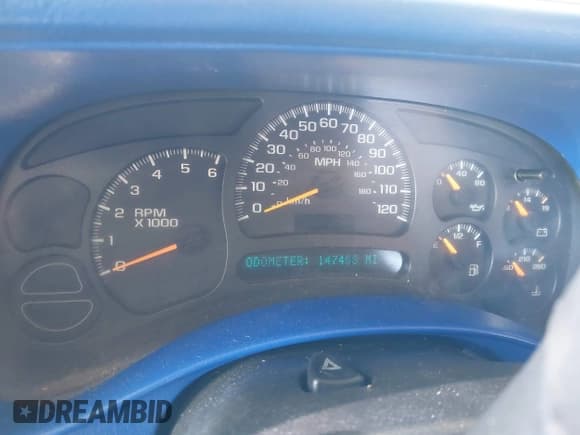 ✅ 2005 Chevrolet Silverado 1500 Work Truck • VIN: 1GCEC14X85Z102997 • Лот: 43867790. Опубликован ранее на IAAI с пробегом Не указан. Бесплатный доступ к архиву аукционных продаж из США и подробный отчёт об истории автомобиля на DreamBid. Изображение 7.