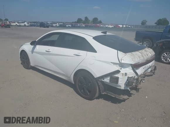 ✅ 2023 Hyundai Elantra SEL • VIN: 5NPLM4AG8PH112935 • Lot: 43342599. Listed on IAAI with 66,426 mi miles. Access the free auction sales archive from the USA and view a detailed vehicle history report at DreamBid. Image 3.