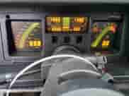 1987 Chevrolet Corvette z VIN 1G1YY2189H5126084, wystawiony jako Copart lot #86517894 z przebiegiem 89 942 mil mil oraz Czysty tytuł • Clean title. Historia ofert i sprzedaży dostępna na DreamBid. Obrazek 9.