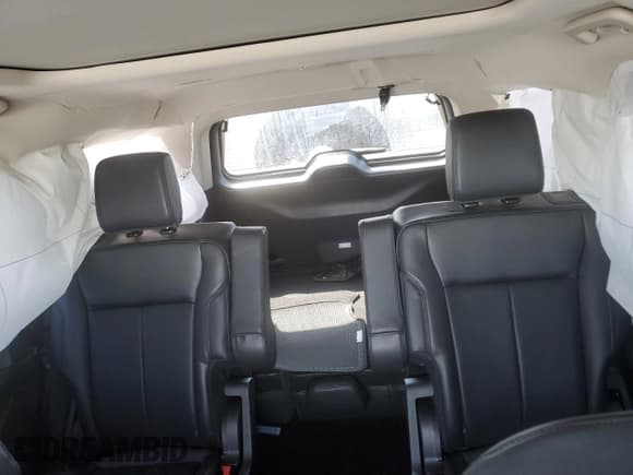 ✅ 2024 Ford Expedition XLT • VIN: 1FMJU1J8XREB15865 • Lot: 46230875. Listed on Copart with 2,653 mi. Free auction sales archive from the USA and detailed vehicle history report at DreamBid. Image 10.