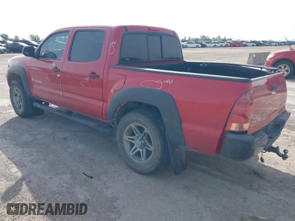 ✅ 2013 Toyota Tacoma PreRunner • VIN: 5TFJX4GN1DX021249 • Lot: 42236142. Listed on IAAI with 102,510 mi. Free auction sales archive from the USA and detailed vehicle history report at DreamBid. Image 3.