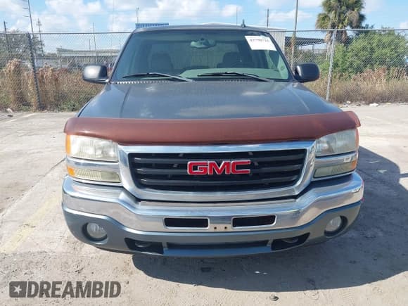 ✅ 2006 GMC Sierra 1500 SLE1 • VIN: 2GTEC13Z361333707 • Lot: 43790725. Listed on IAAI with 172,849 mi. Free auction sales archive from the USA and detailed vehicle history report at DreamBid. Image 6.