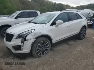 ✅ 2023 Cadillac XT5 AWD Sport • VIN: 1GYKNGRS4PZ176086 • Lot: 53955535. Wystawiony na Copart z przebiegiem 15 709 mil. Bezpłatny archiwum sprzedaży aukcyjnych z USA i szczegółowy raport historii pojazdu na DreamBid. Zdjęcie 1.