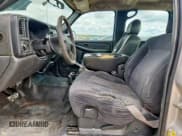 ✅ 2006 Chevrolet Silverado 2500HD Work Truck • VIN: 1GCHC23U66F225095 • Лот: 81761925. Опубликован ранее на Copart с пробегом 355 706 миль. Бесплатный доступ к архиву аукционных продаж из США и подробный отчёт об истории автомобиля на DreamBid. Изображение 7.