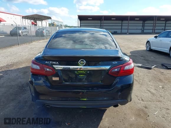 ✅ 2018 Nissan Altima S • VIN: 1N4AL3AP2JC100700 • Lot: 43478264. Wystawiony na IAAI z przebiegiem 124 549 mil. Bezpłatny archiwum sprzedaży aukcyjnych z USA i szczegółowy raport historii pojazdu na DreamBid. Zdjęcie 16.