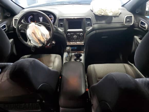 2020 Jeep Grand Cherokee Altitude z VIN 1C4RJFAGXLC360737, wystawiony jako Copart lot #86273025 z przebiegiem 71 842 mil mil oraz Szkoda całkowita • Salvage title. Historia ofert i sprzedaży dostępna na DreamBid. Obrazek 8.