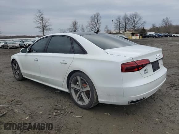 ✅ 2018 Audi A8 • VIN: WAU44AFD9JN000764 • Лот: 43721224. Опубликован ранее на Copart с пробегом 58 686 миль. Бесплатный доступ к архиву аукционных продаж из США и подробный отчёт об истории автомобиля на DreamBid. Изображение 2.