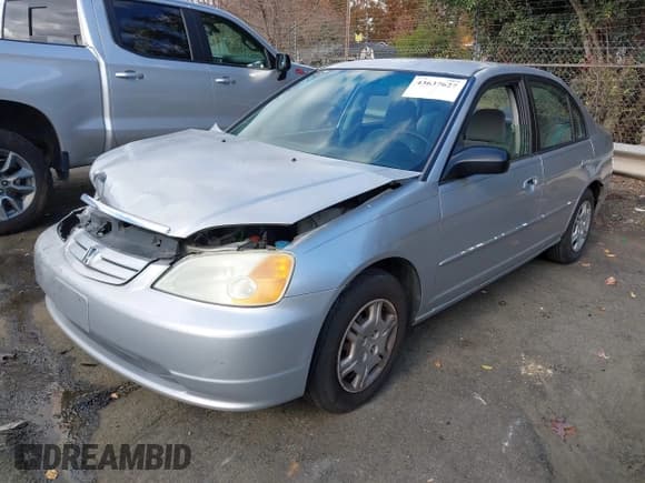 ✅ 2002 Honda Civic LX • VIN: 2HGES16562H592576 • Lot: 43637627. Listed on IAAI with 1,376,965 mi. Free auction sales archive from the USA and detailed vehicle history report at DreamBid. Image 2.
