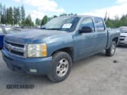 ✅ 2007 Chevrolet Silverado 1500 • VIN: 2GCFC13Y971660819 • Lot: 42157174. Wystawiony na IAAI z przebiegiem 480 357 mil. Bezpłatny archiwum sprzedaży aukcyjnych z USA i szczegółowy raport historii pojazdu na DreamBid. Zdjęcie 17.