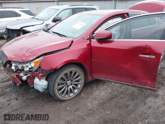 ✅ 2012 Buick LaCrosse Convenience • VIN: 1G4GB5E32CF233190 • Лот: 41555248. Опубликован ранее на IAAI с пробегом 96 998 миль. Бесплатный доступ к архиву аукционных продаж из США и подробный отчёт об истории автомобиля на DreamBid. Изображение 6.